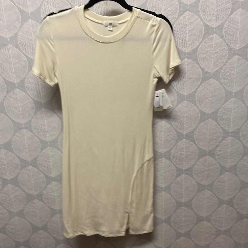 Ribbed cream dress NWT